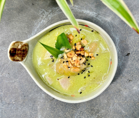 Chè Khoai Môn Lá Dứa